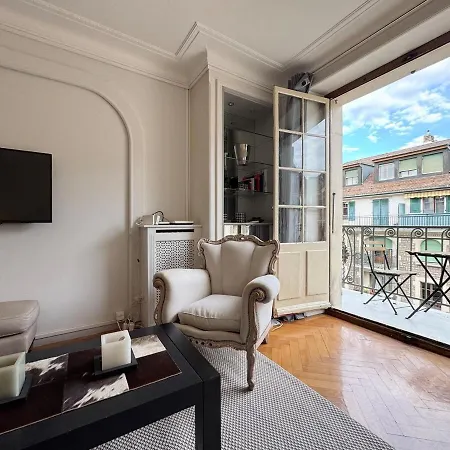 Appartement Cosy 1 Apt, Center
